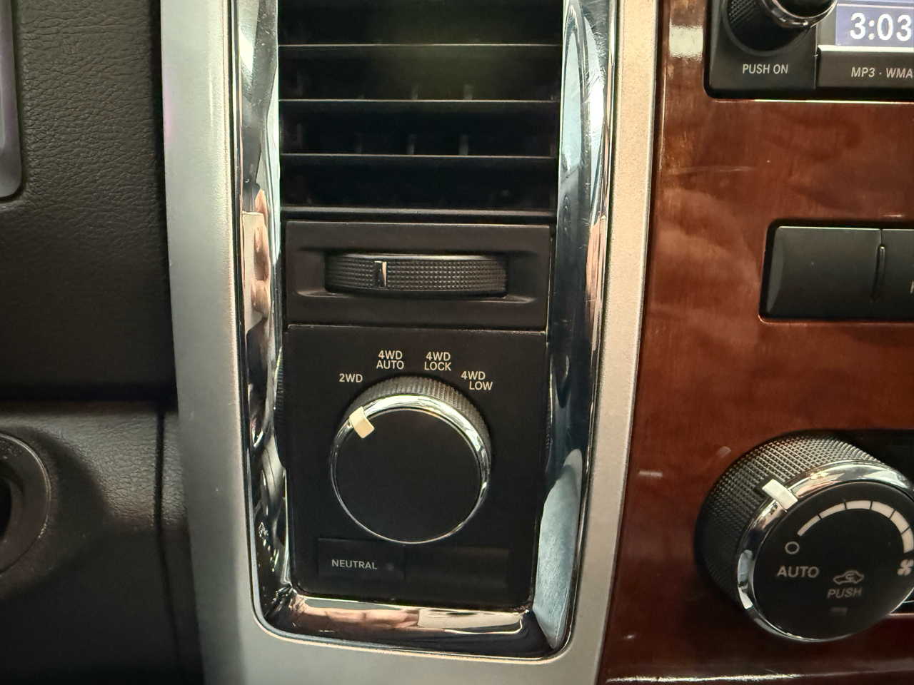 Dodge Ram 1500 Laramie SLT Quad Cab 4WD 2009