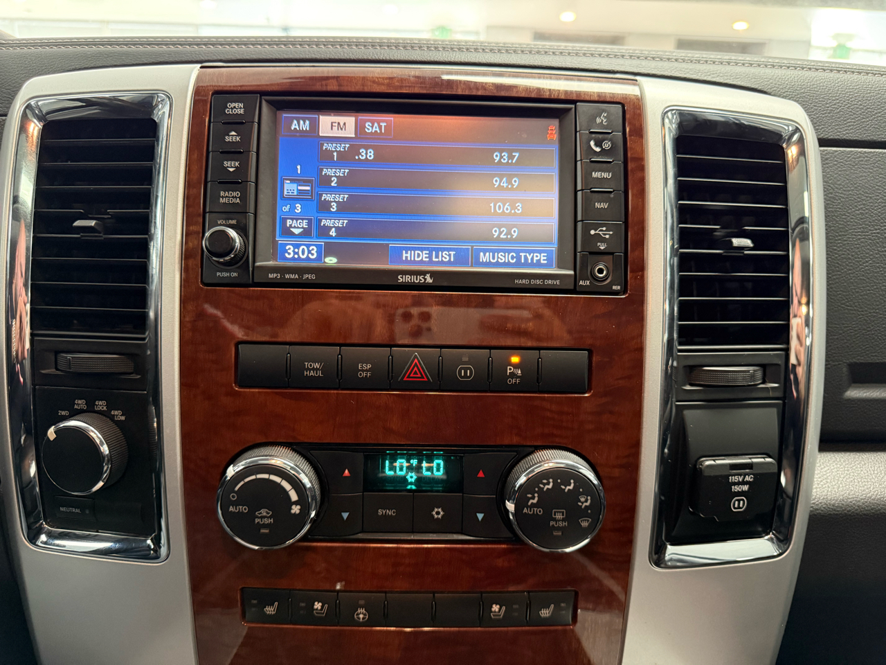 Dodge Ram 1500 Laramie SLT Quad Cab 4WD 2009