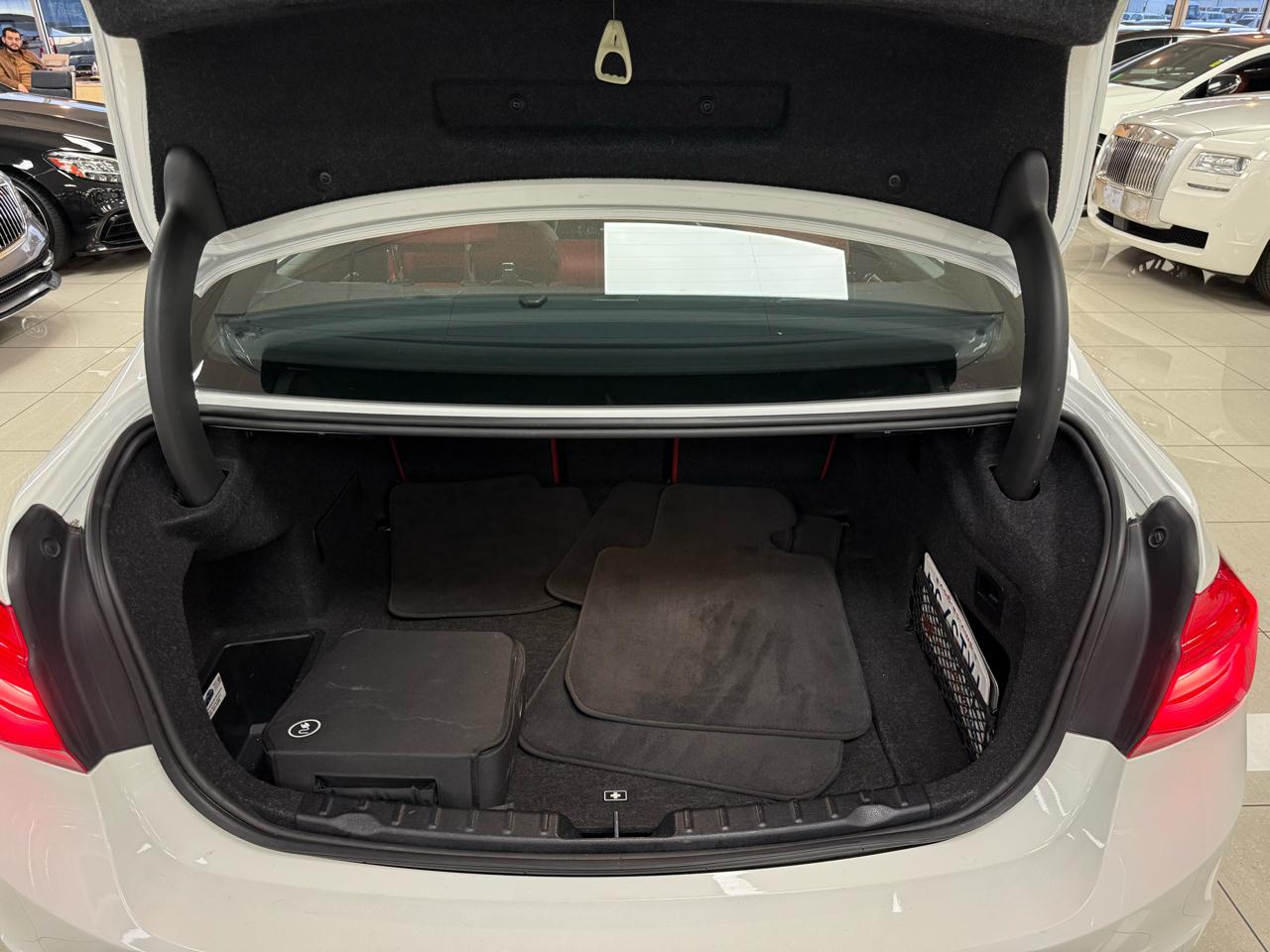 BMW 3-Series 330e iPerformance Sedan 2017