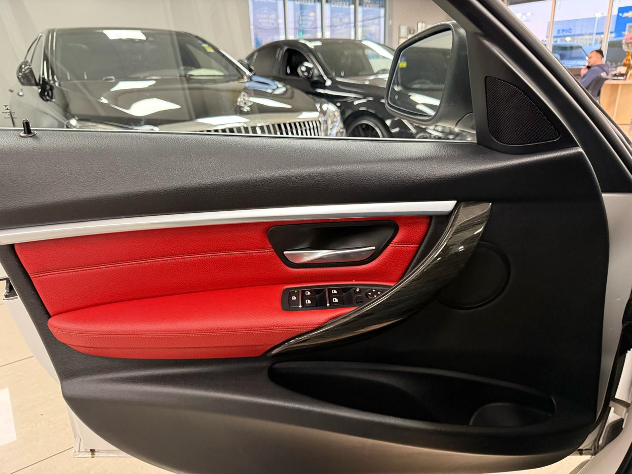 BMW 3-Series 330e iPerformance Sedan 2017