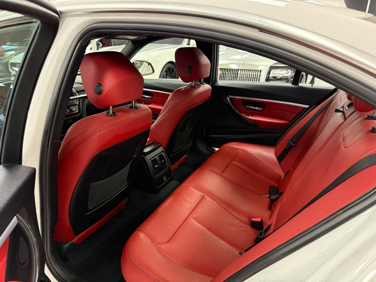 BMW 3-Series 330e iPerformance Sedan 2017