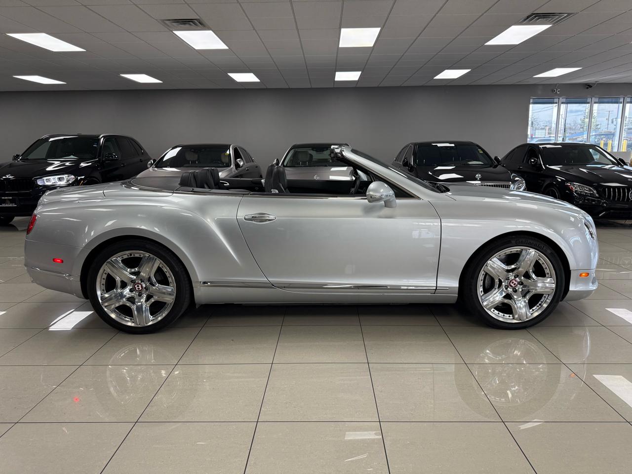 Bentley Continental GTC V8 2013
