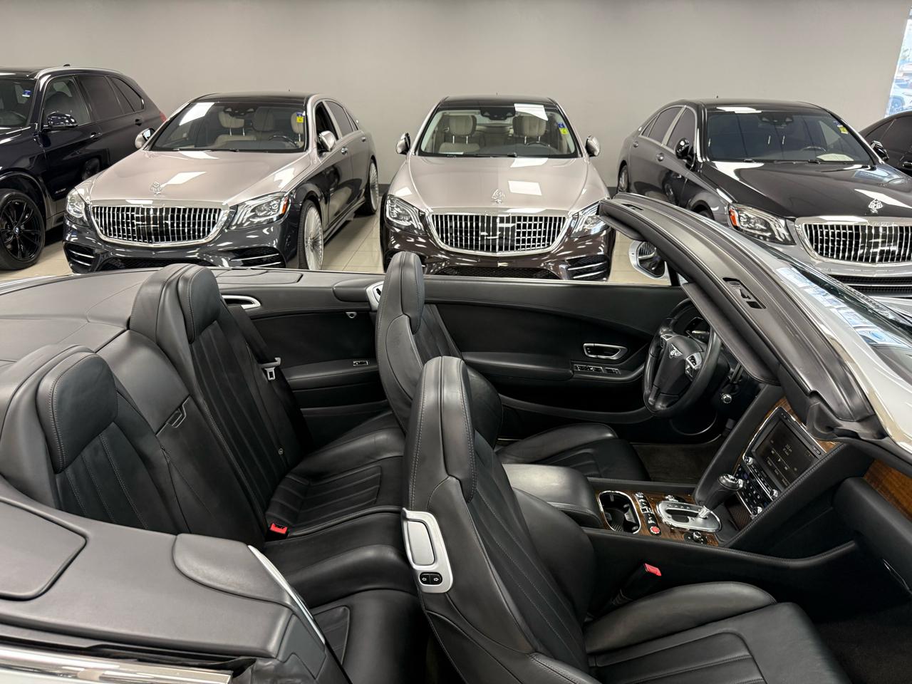 Bentley Continental GTC V8 2013