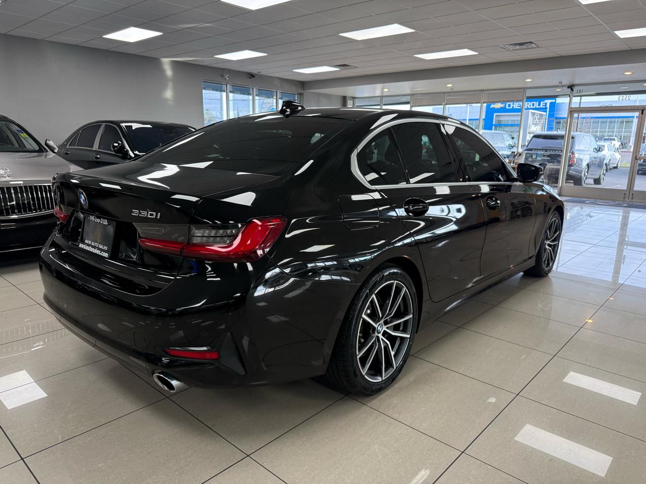 BMW 3-Series 330i 2019