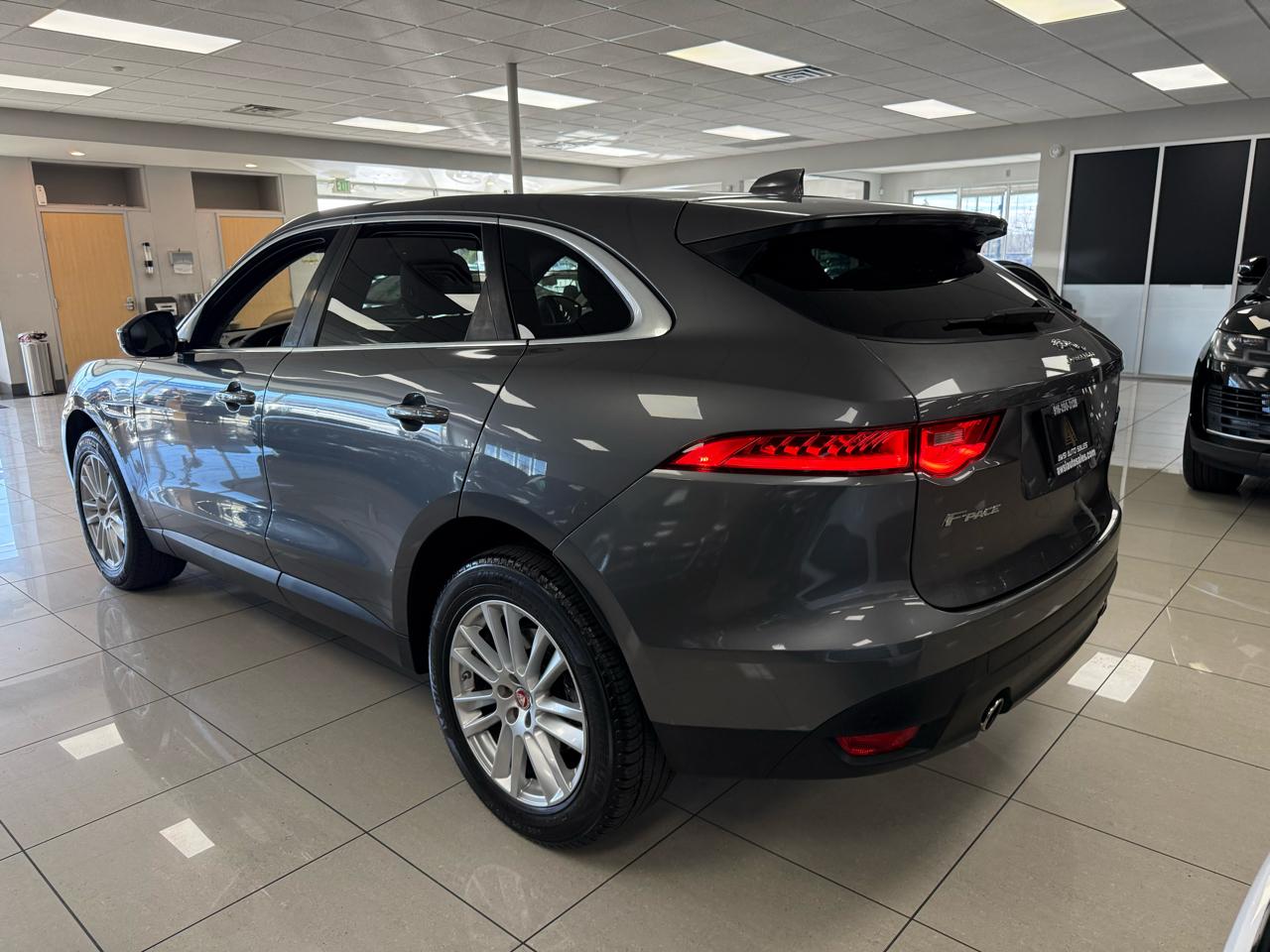 Jaguar F-Pace 35t Prestige 2017