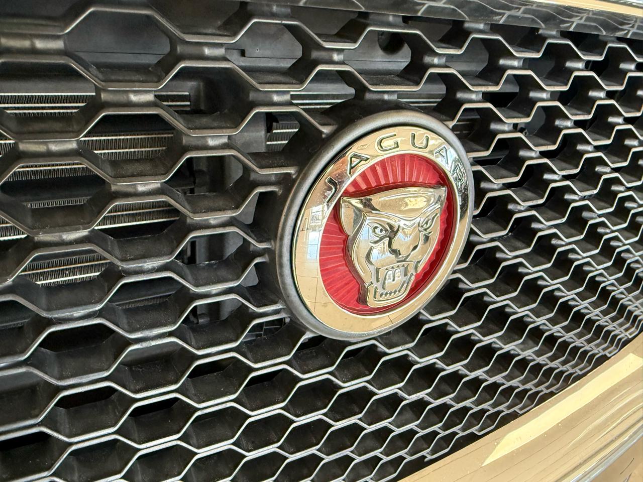 Jaguar F-Pace 35t Prestige 2017