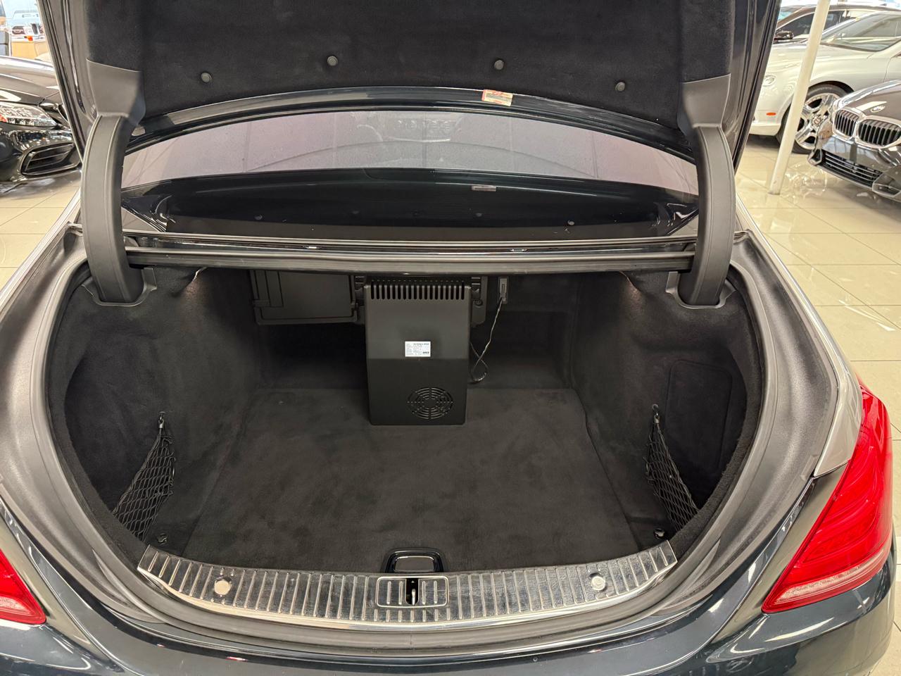 Mercedes-Benz S-Class S550 2014