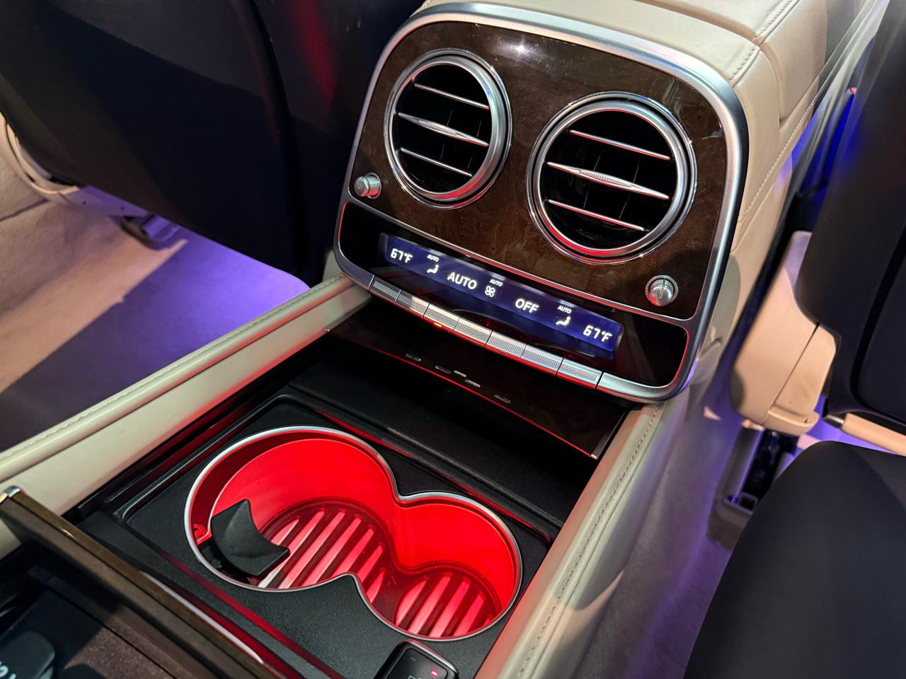 Mercedes-Benz S-Class S550 2014