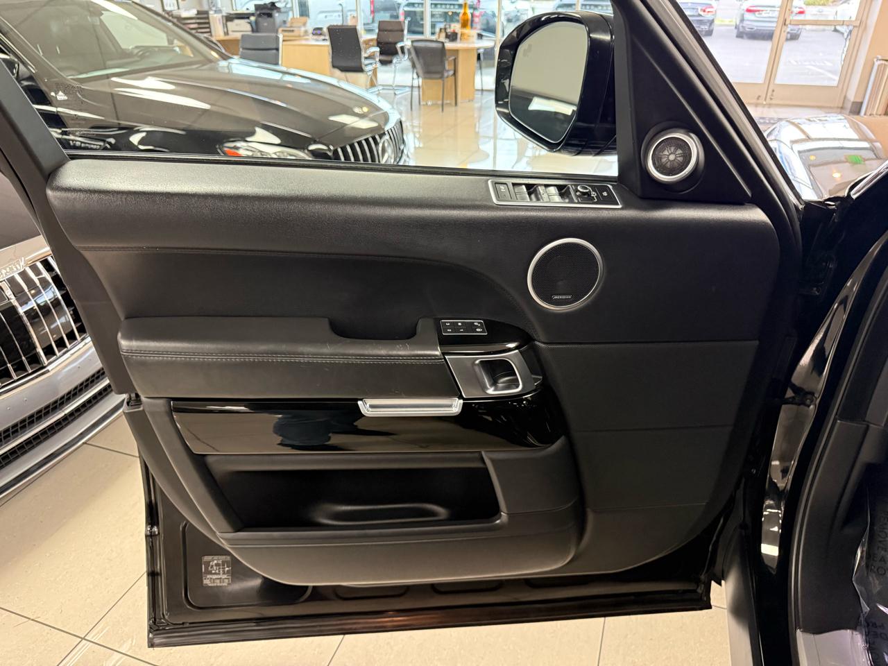 Land Rover Range Rover Supercharged 2017