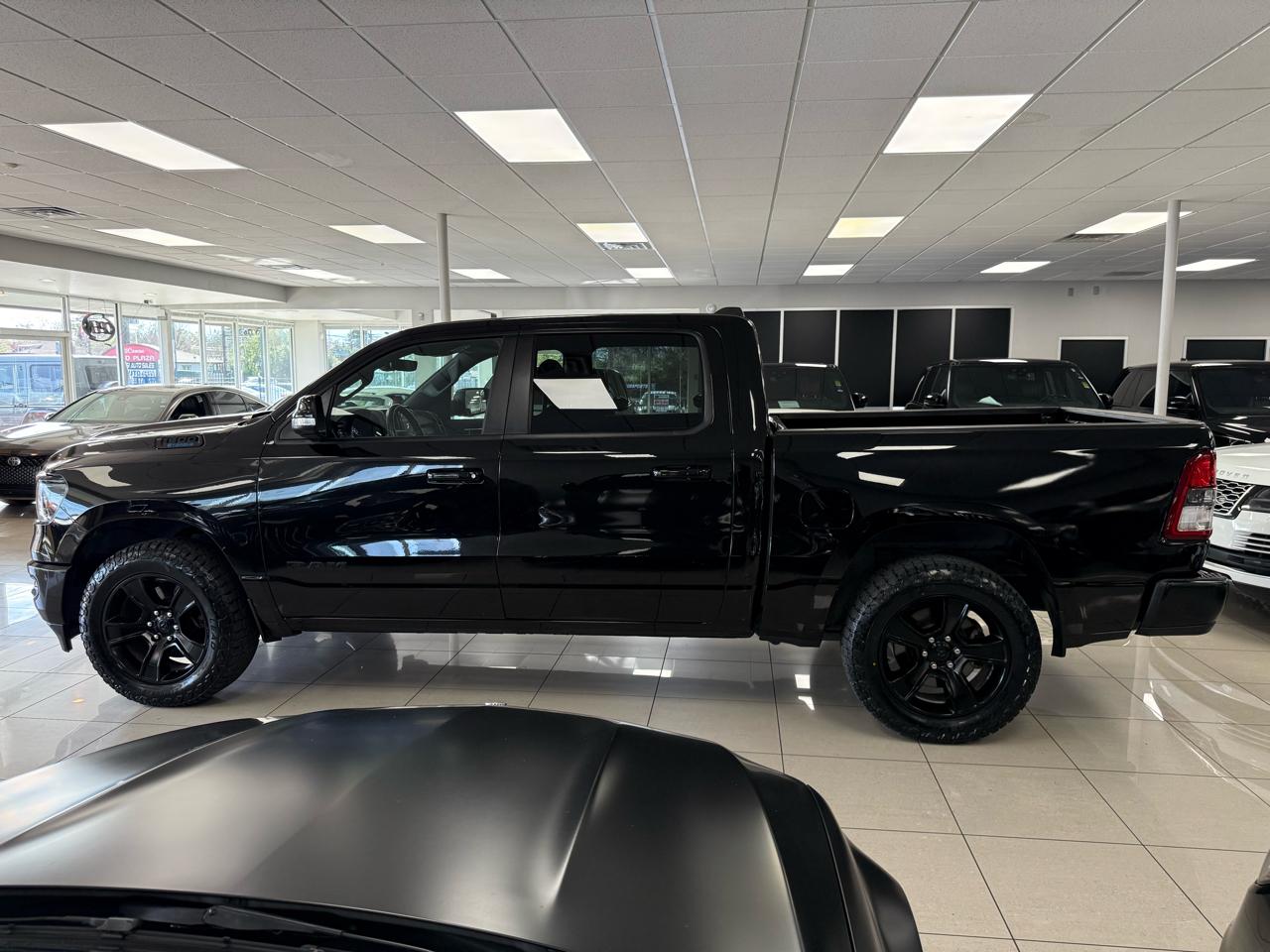 RAM 1500 Big Horn Crew Cab SWB 4WD 2021