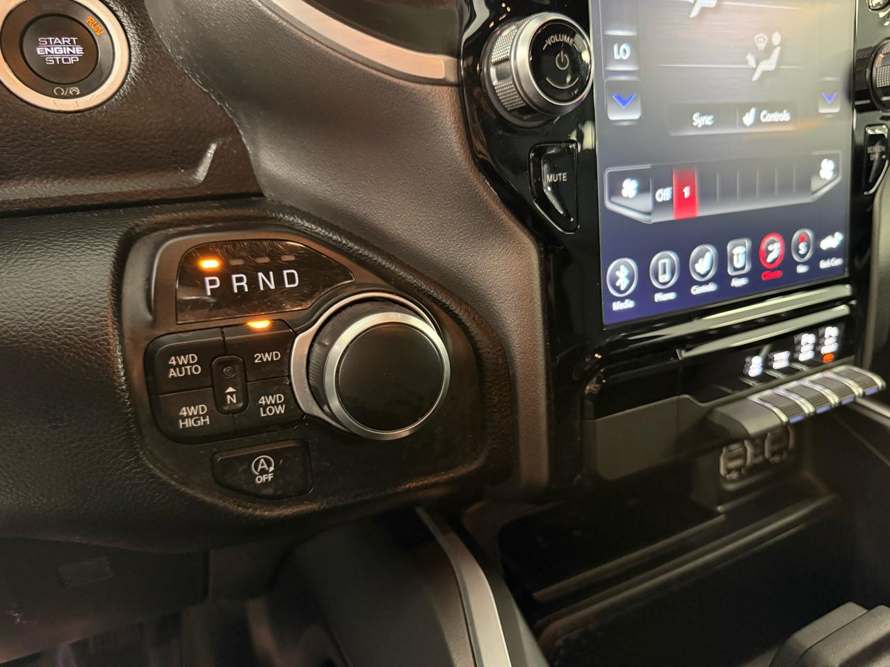 RAM 1500 Big Horn Crew Cab SWB 4WD 2021