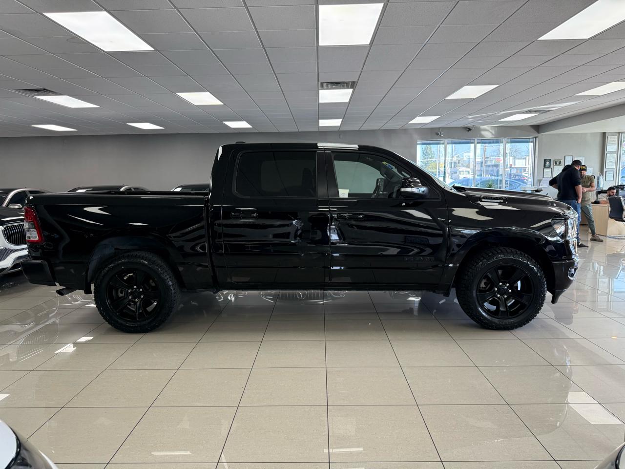 RAM 1500 Big Horn Crew Cab SWB 4WD 2021