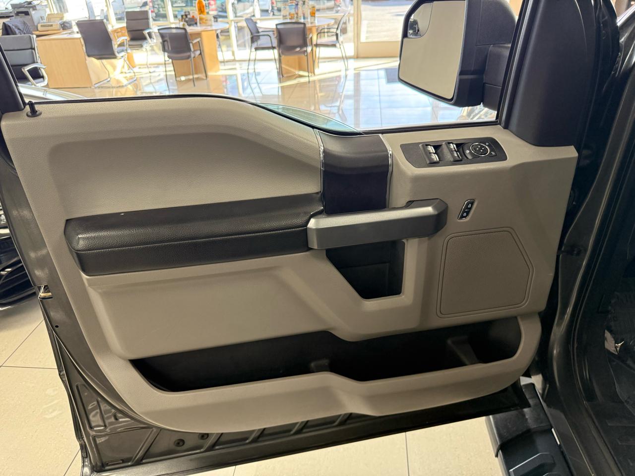 Ford F-150 King-Ranch SuperCrew 5.5-ft. 4WD 2019