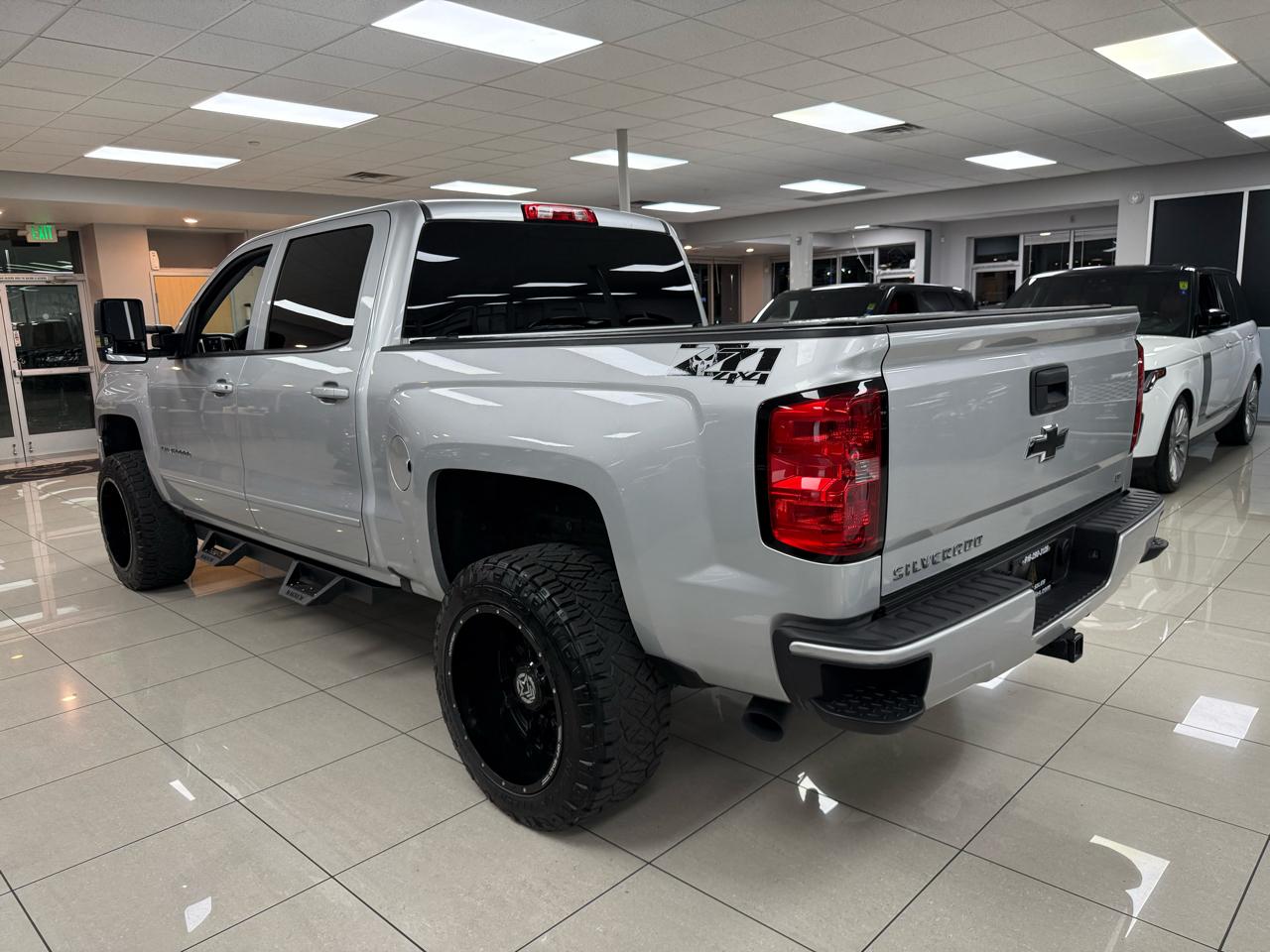 Chevrolet Silverado 1500 LT Crew Cab 4WD 2018