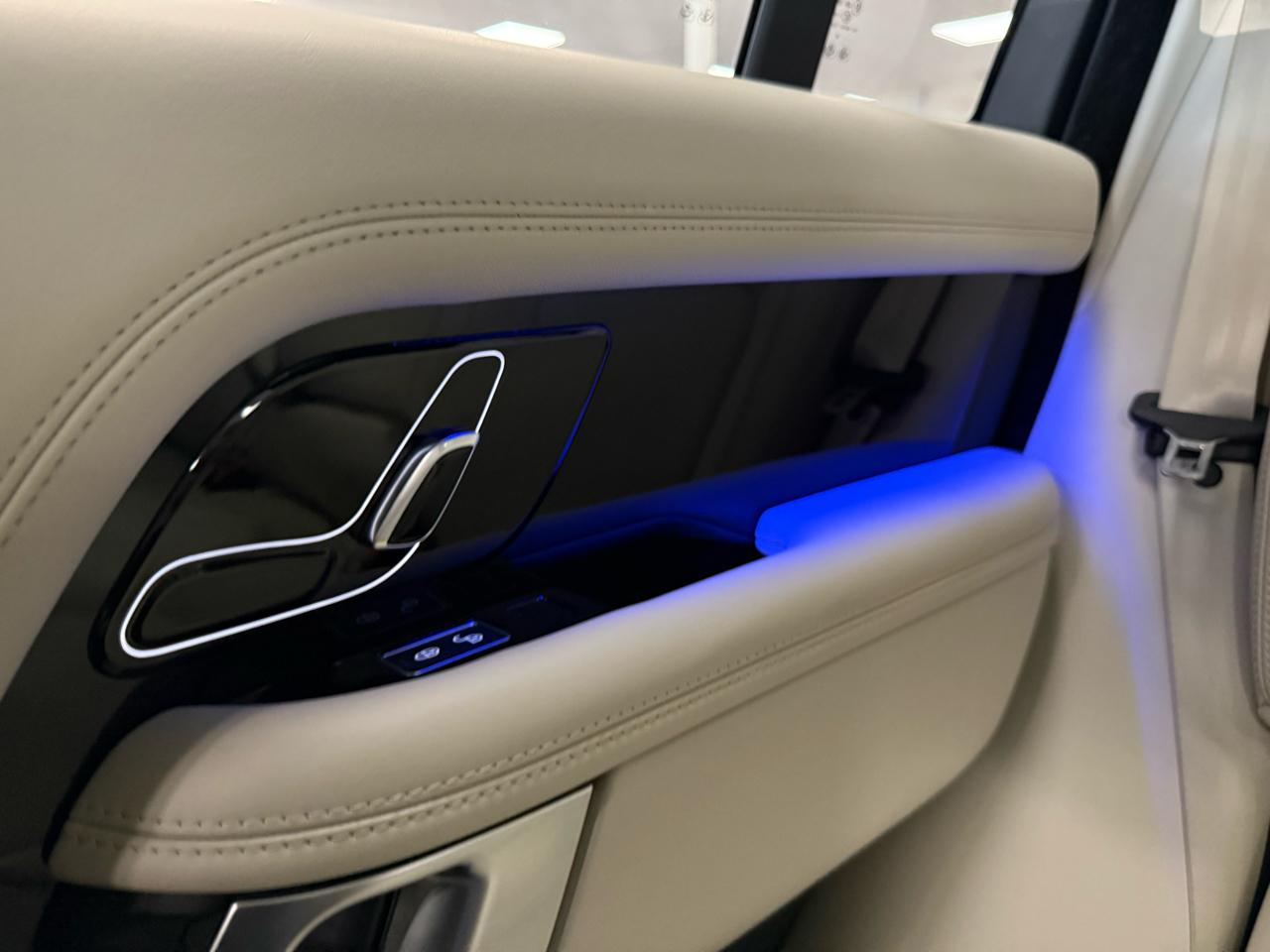 Land Rover Range Rover HSE 2018