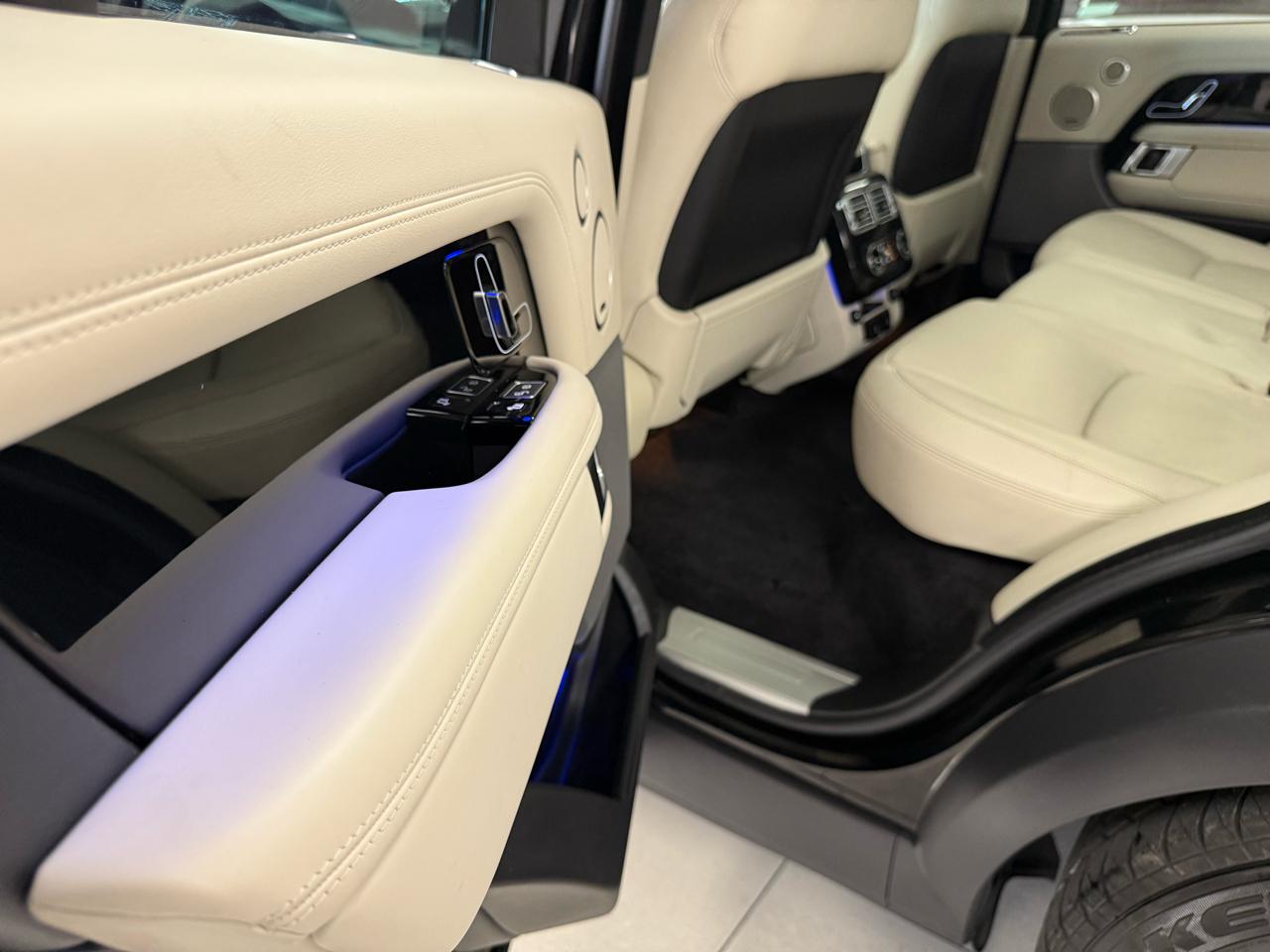 Land Rover Range Rover HSE 2018