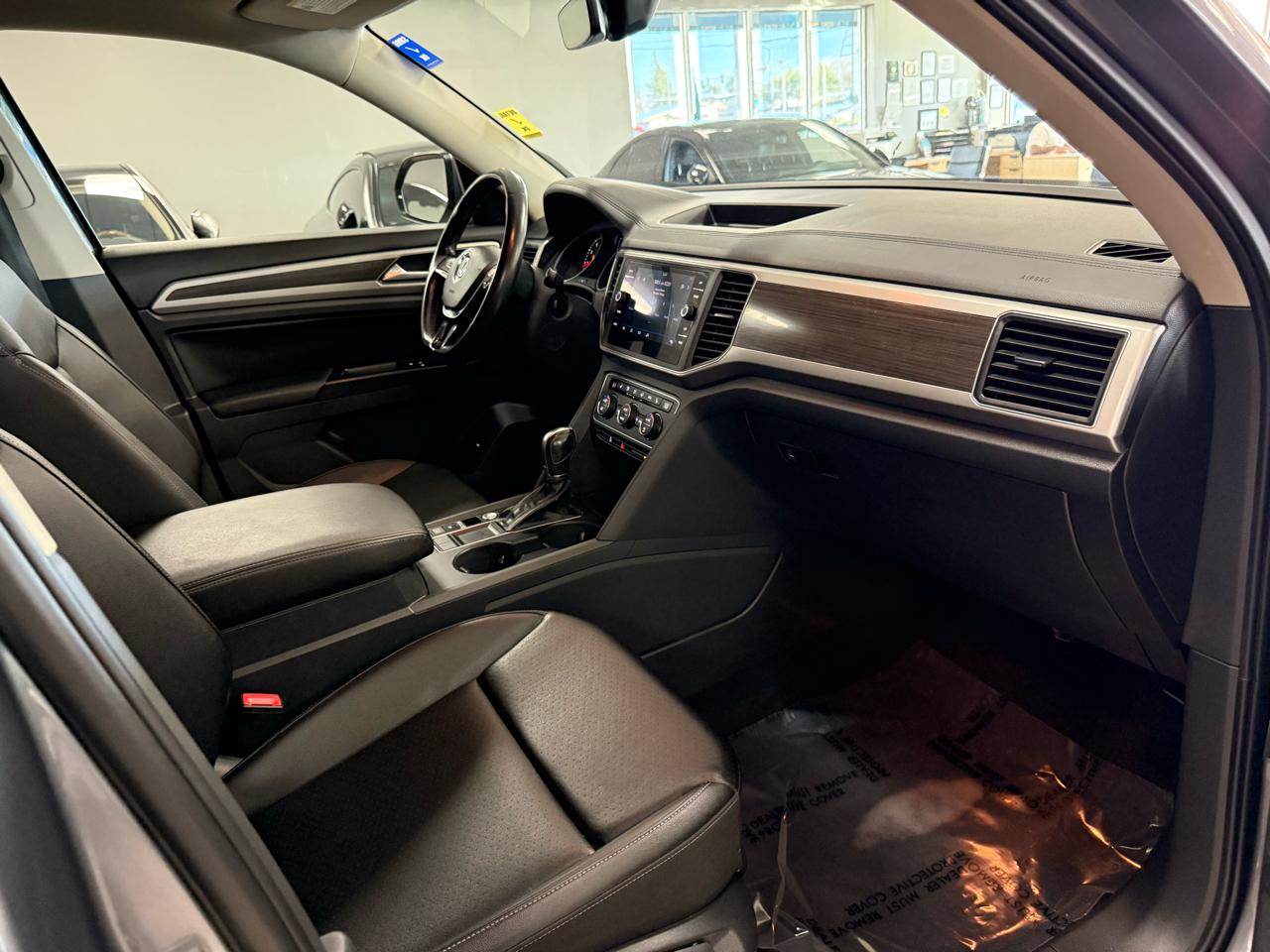 Volkswagen Atlas V6 SE w/Technology 2018