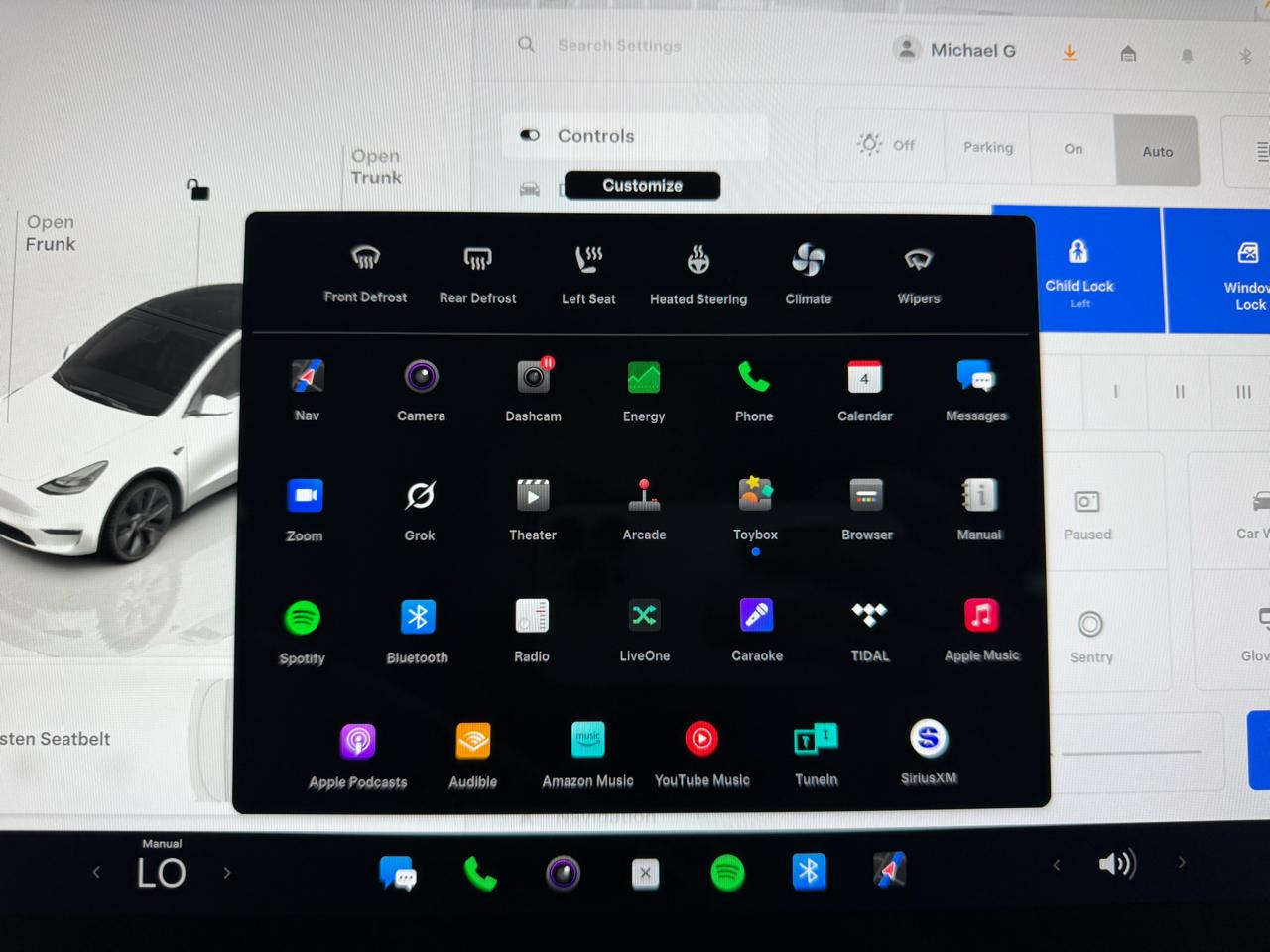 Tesla Model Y Long Range 2024