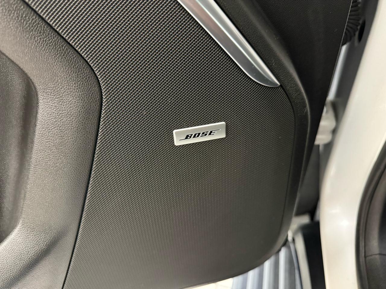 GMC Yukon Denali 4WD 2021