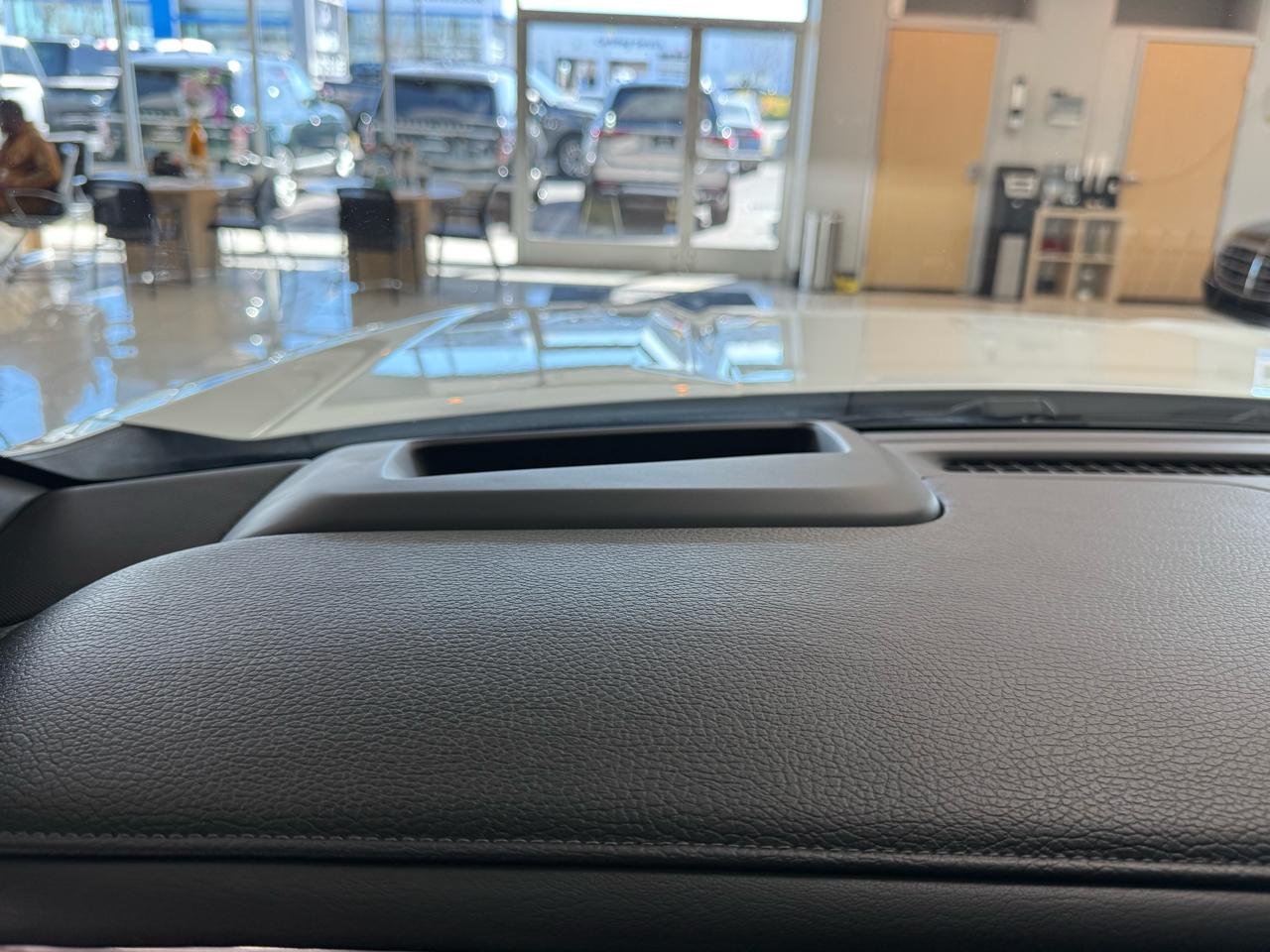 GMC Yukon Denali 4WD 2021