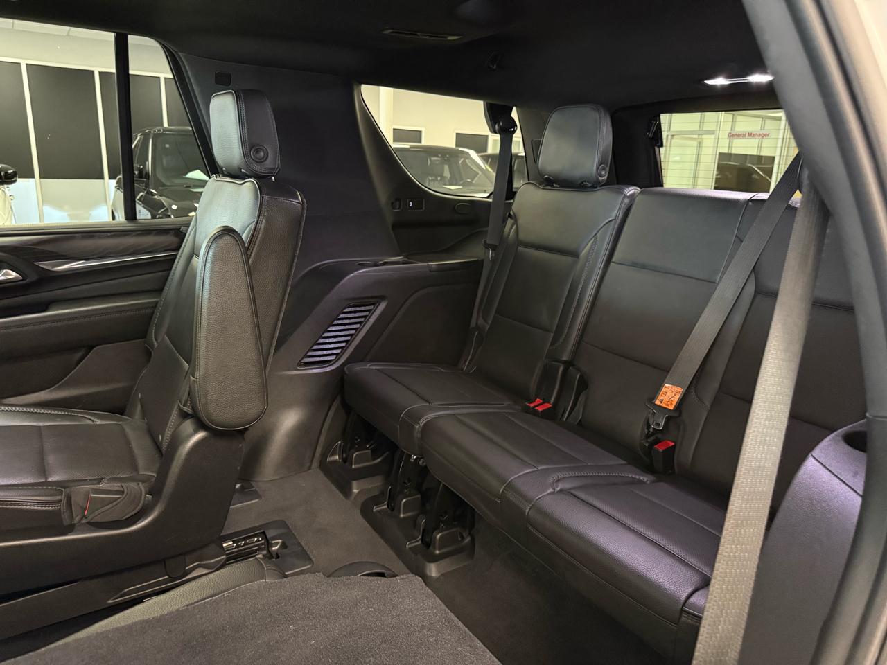 GMC Yukon Denali 4WD 2021