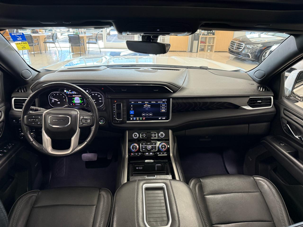 GMC Yukon Denali 4WD 2021