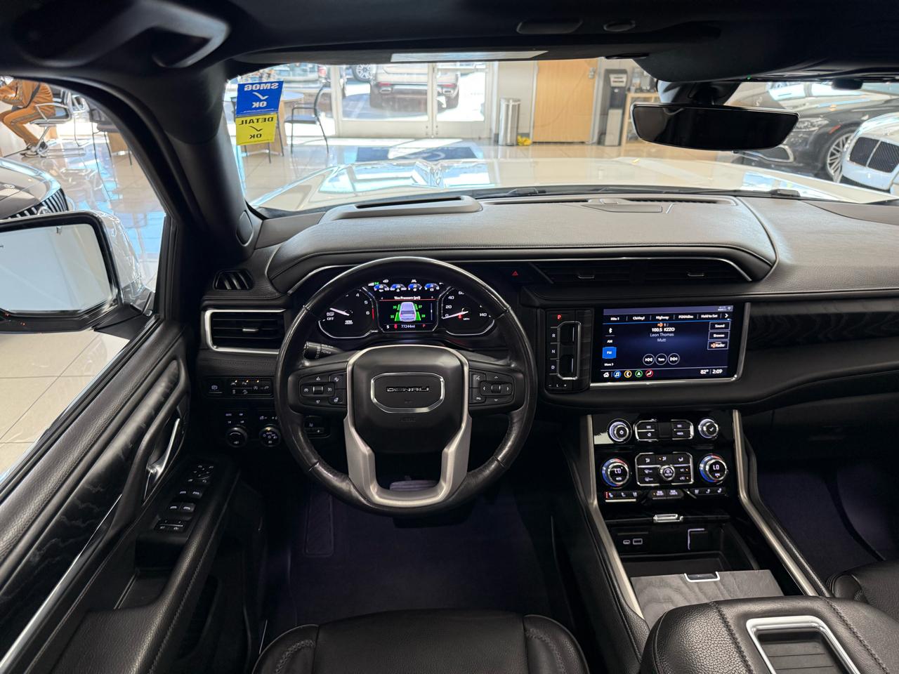 GMC Yukon Denali 4WD 2021