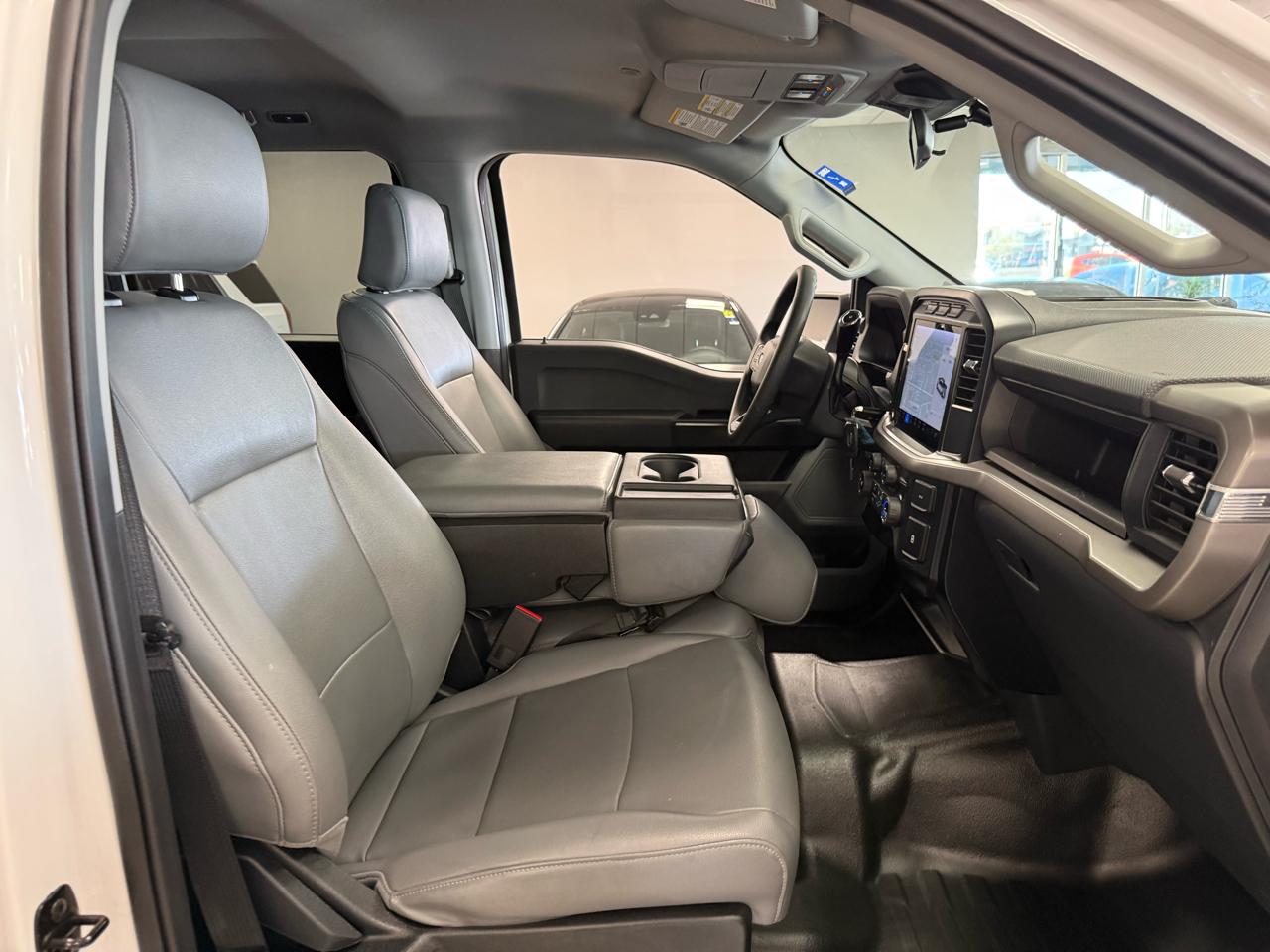 Ford F-150 XL SuperCrew 4WD 2024