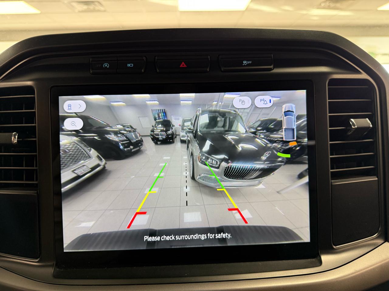 Ford F-150 XL SuperCrew 4WD 2024