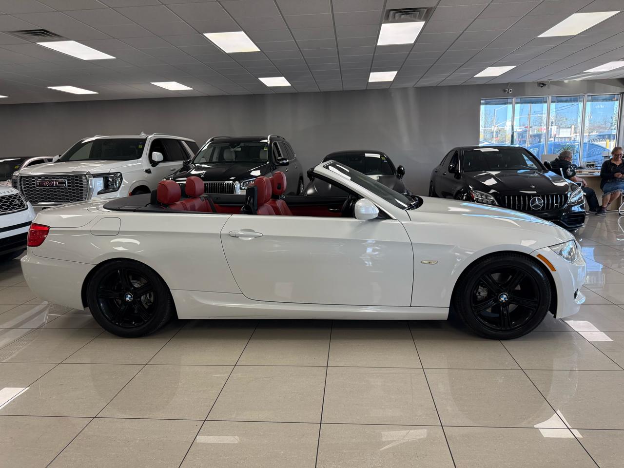 BMW 3-Series 328i Convertible 2013