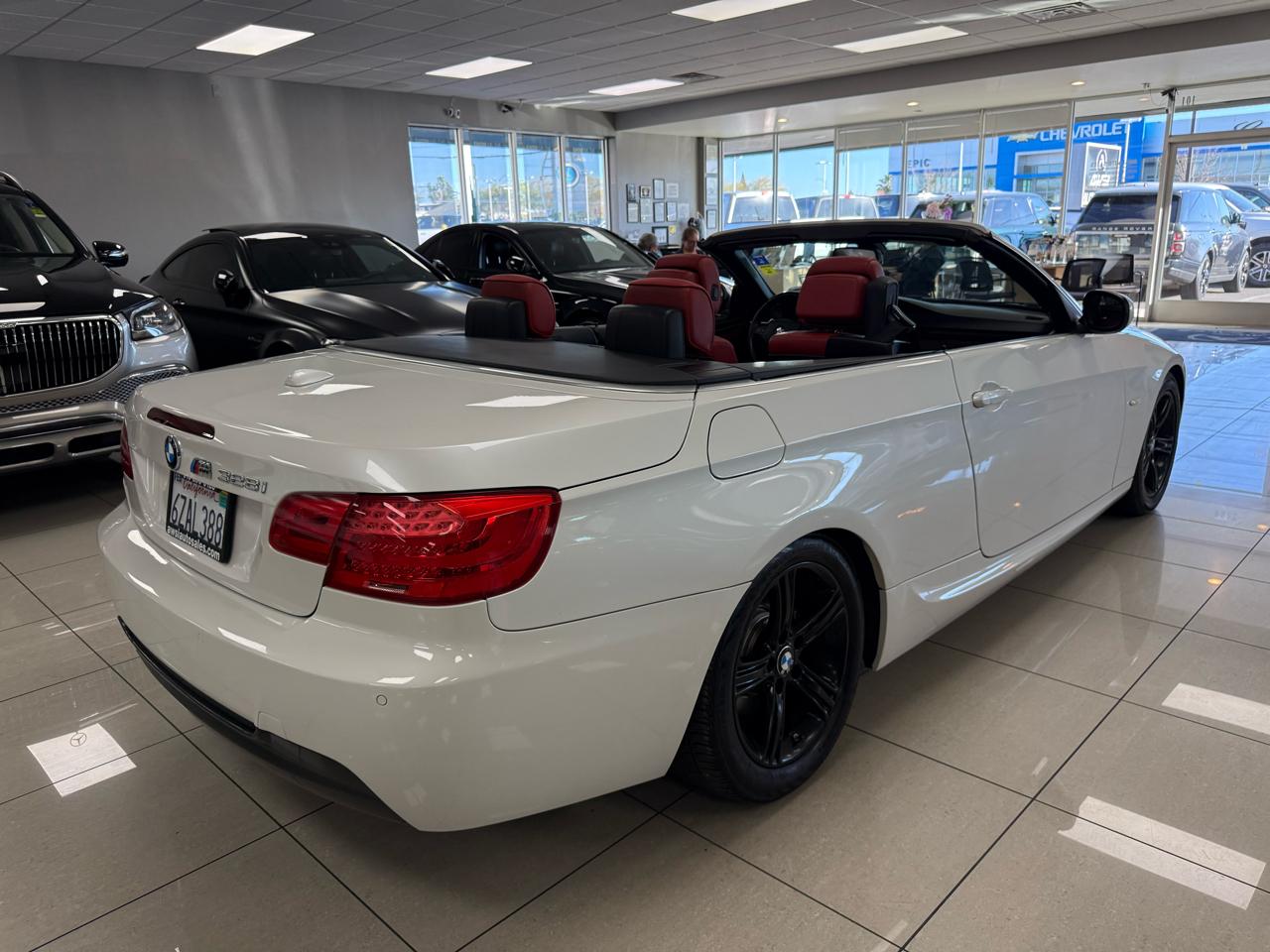 BMW 3-Series 328i Convertible 2013