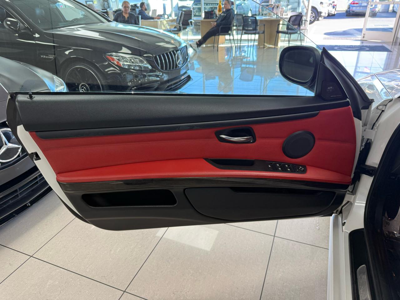 BMW 3-Series 328i Convertible 2013