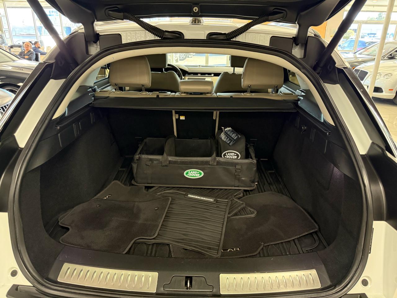 Land Rover Range Rover Velar SE 2019