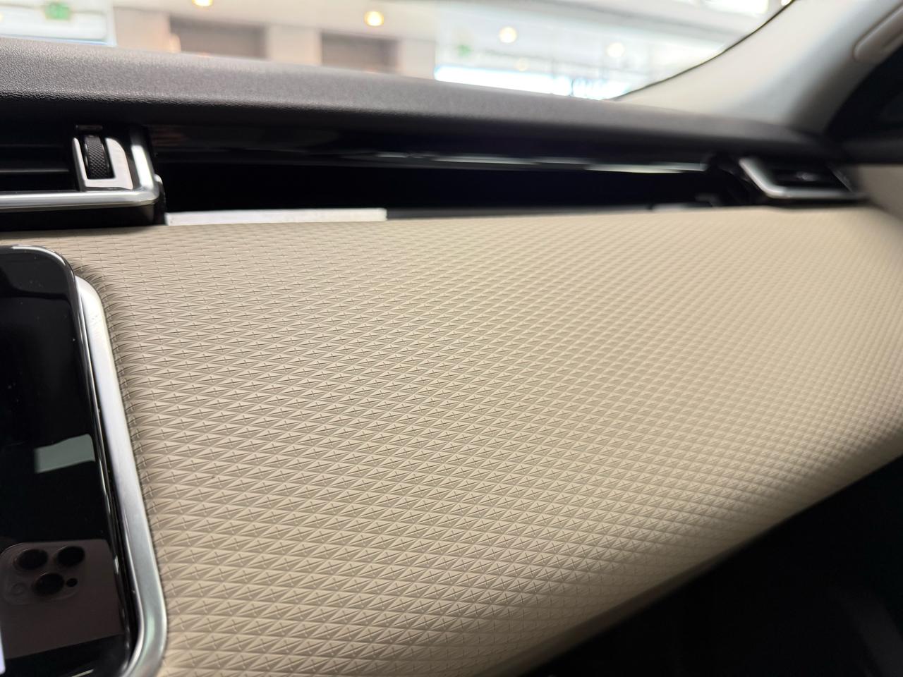 Land Rover Range Rover Velar SE 2019