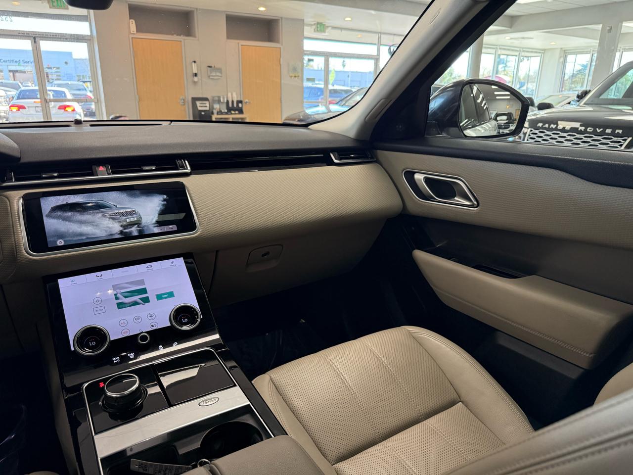 Land Rover Range Rover Velar SE 2019