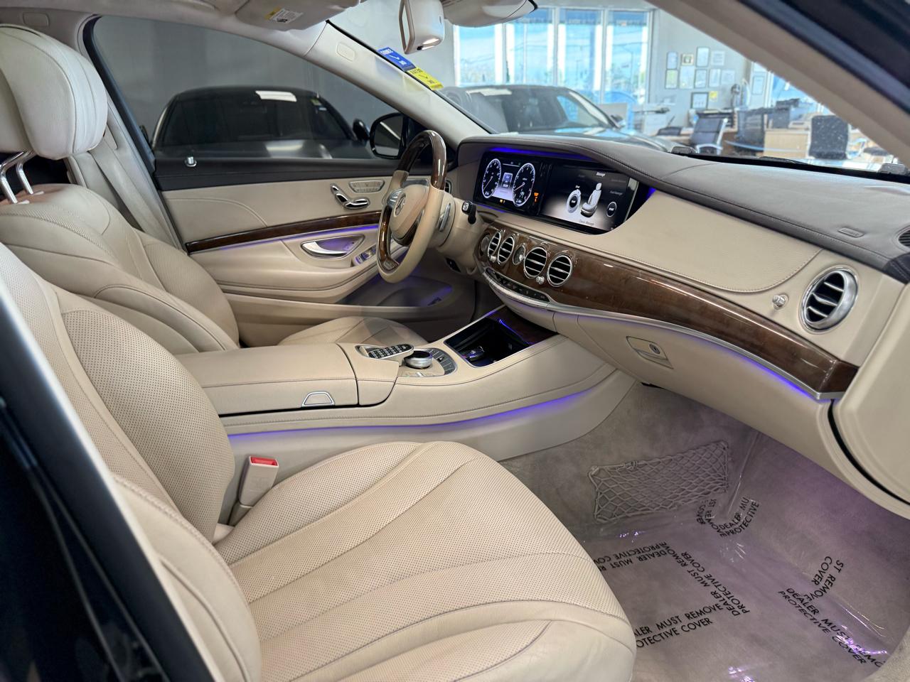 Mercedes-Benz S-Class S550 2014