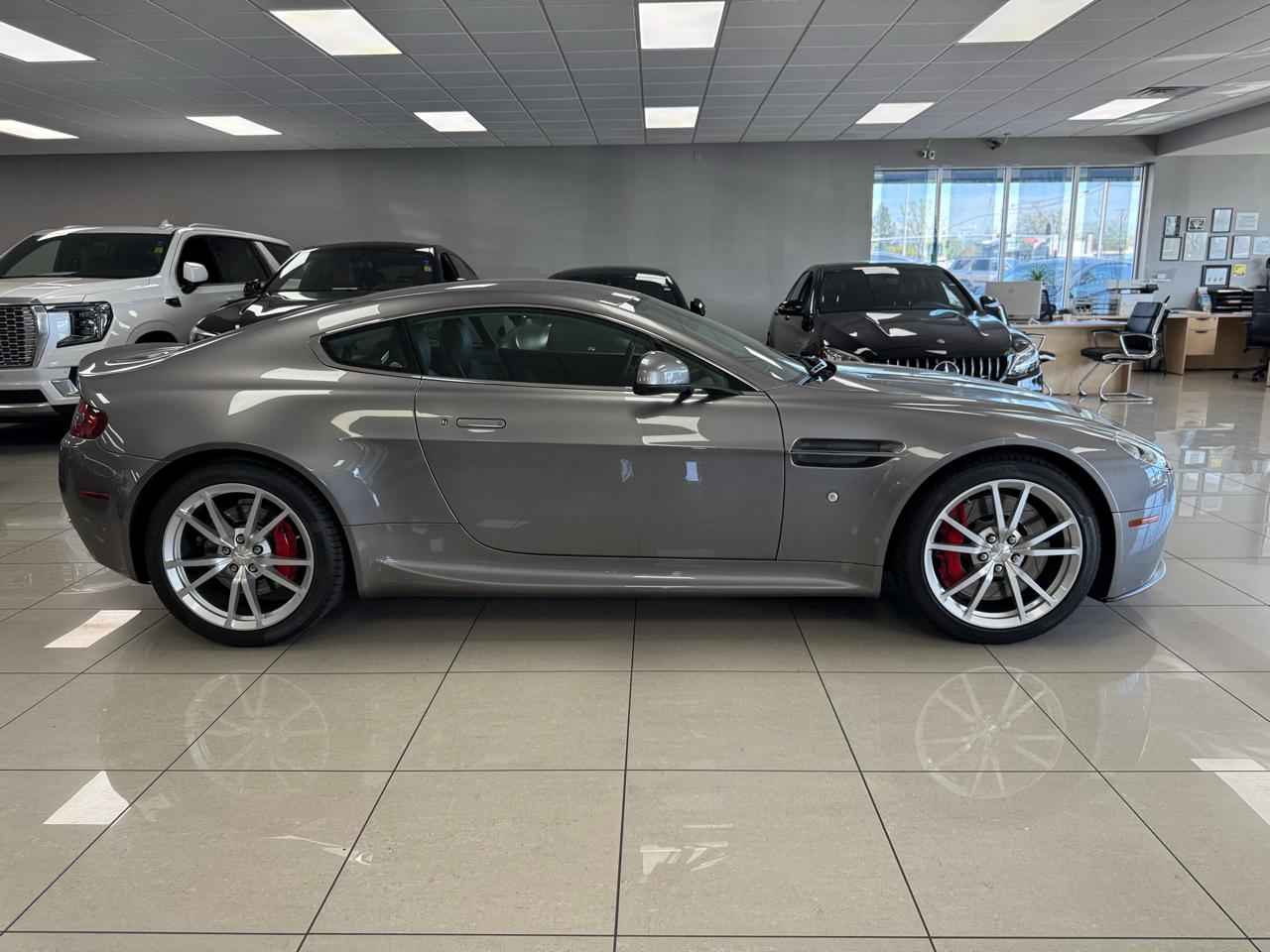 Aston Martin V8 Vantage Coupe 2014