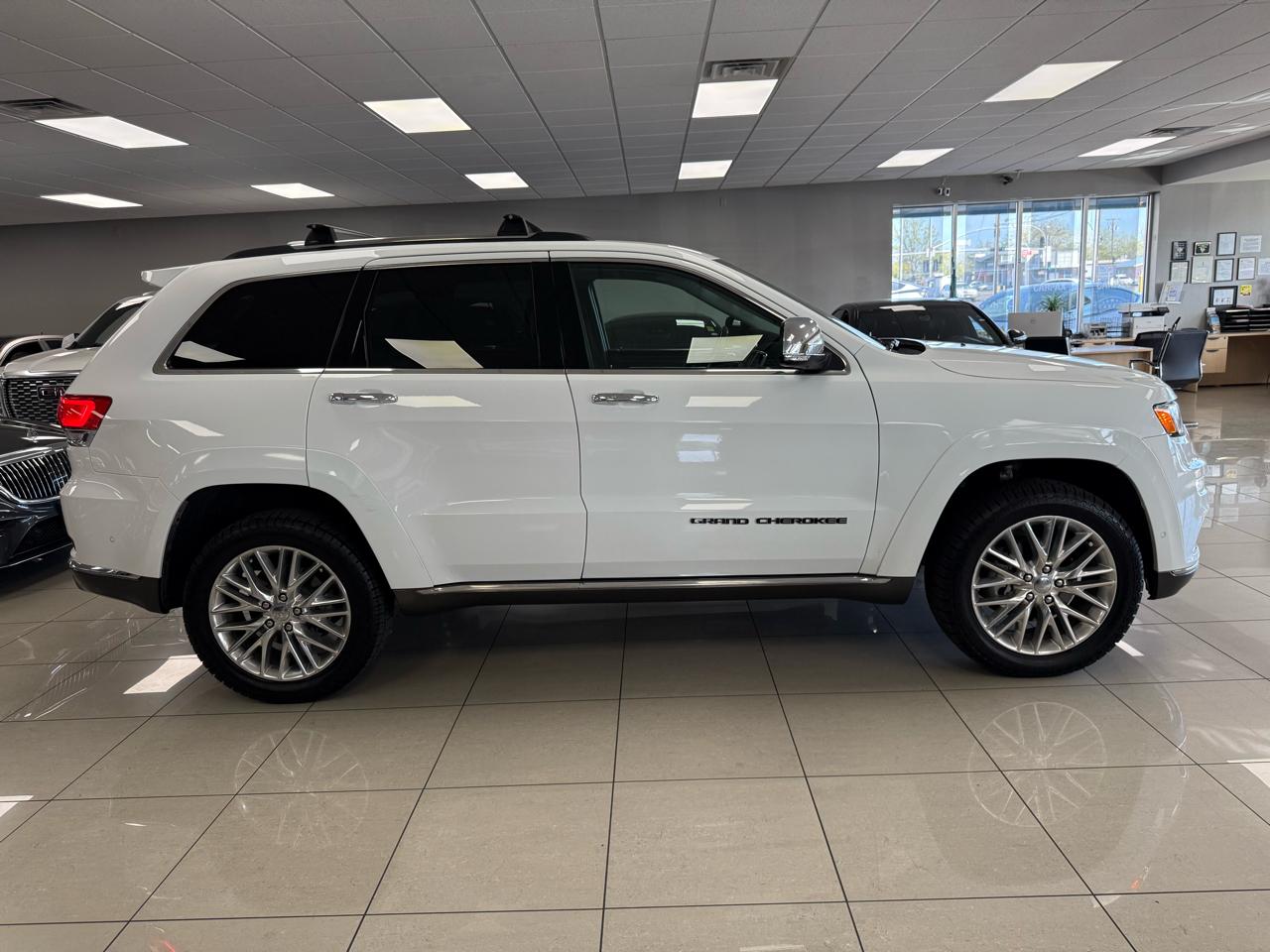 Jeep Grand Cherokee Summit 4WD 2017