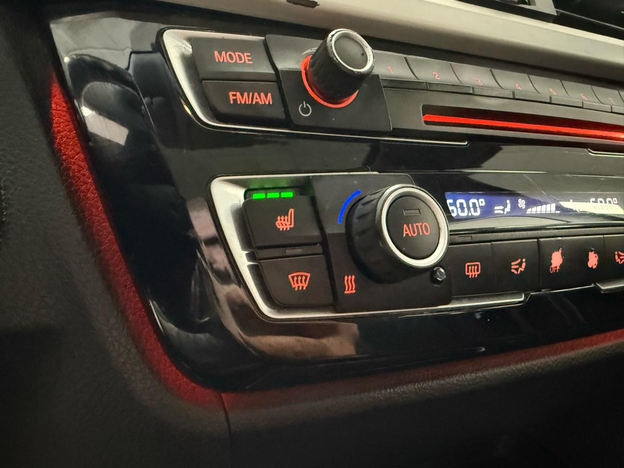 BMW 3-Series 320i Sedan 2017