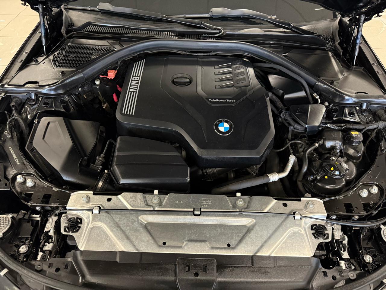 BMW 3-Series 330i 2022