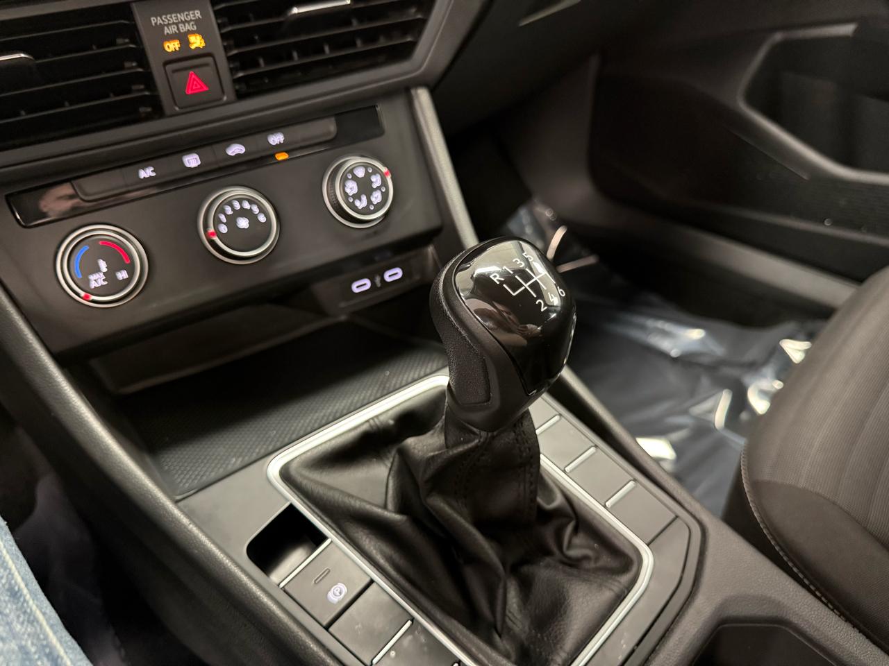 Volkswagen Jetta Trendline 2022