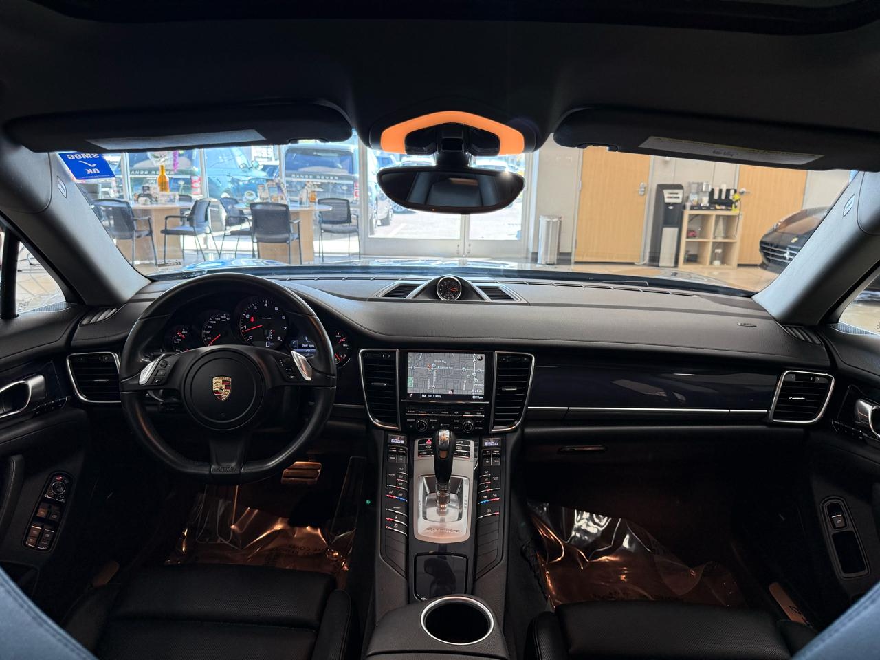 Porsche Panamera 4 2015