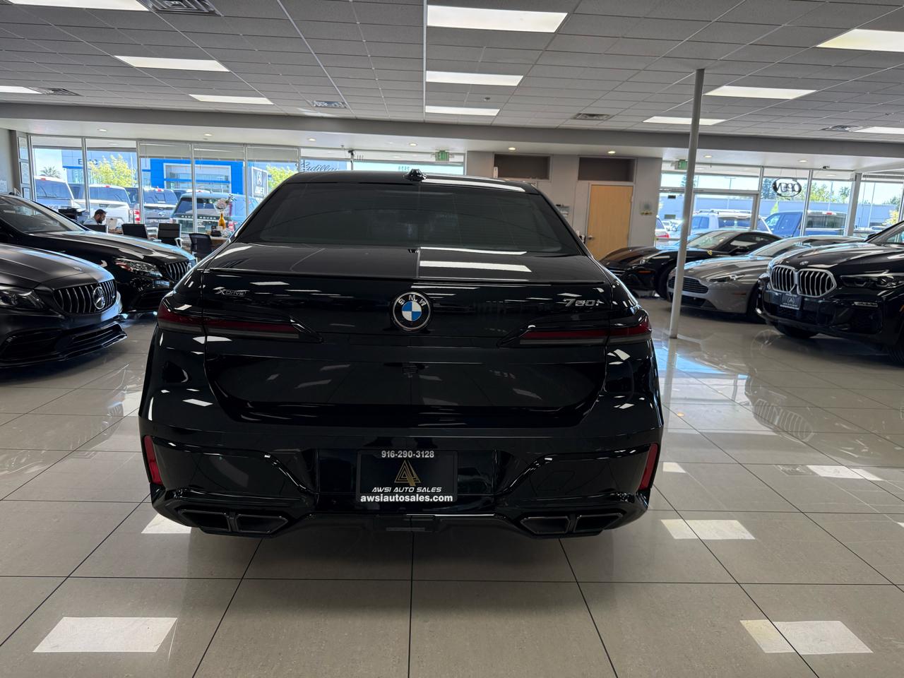 BMW 7-Series 760i xDrive 2023