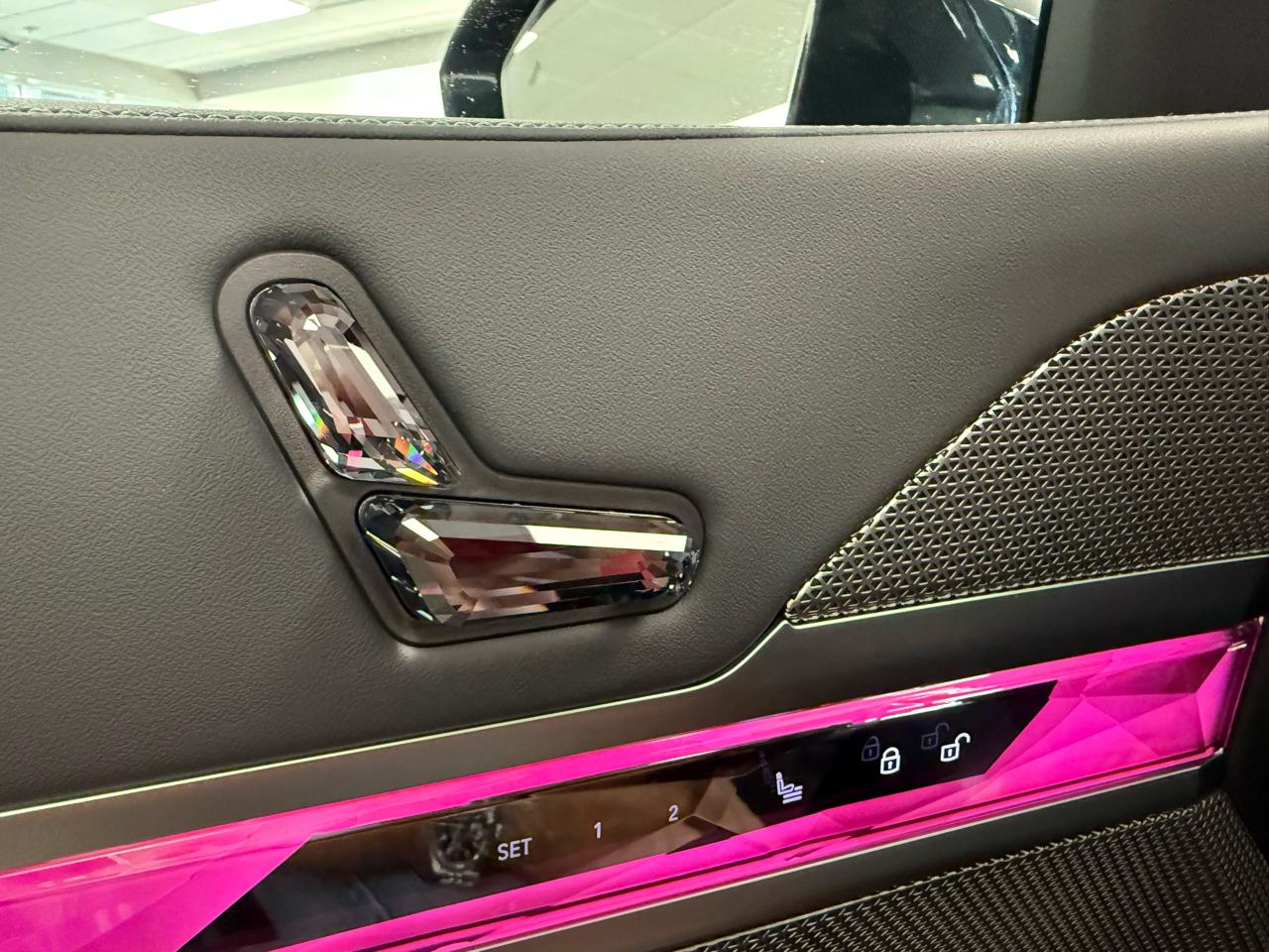 BMW 7-Series 760i xDrive 2023