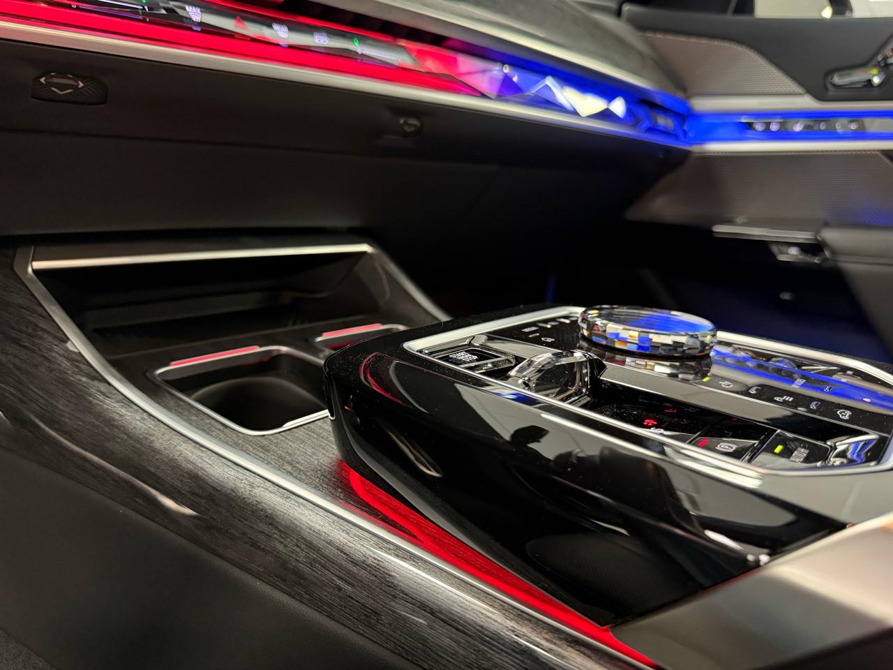 BMW 7-Series 760i xDrive 2023