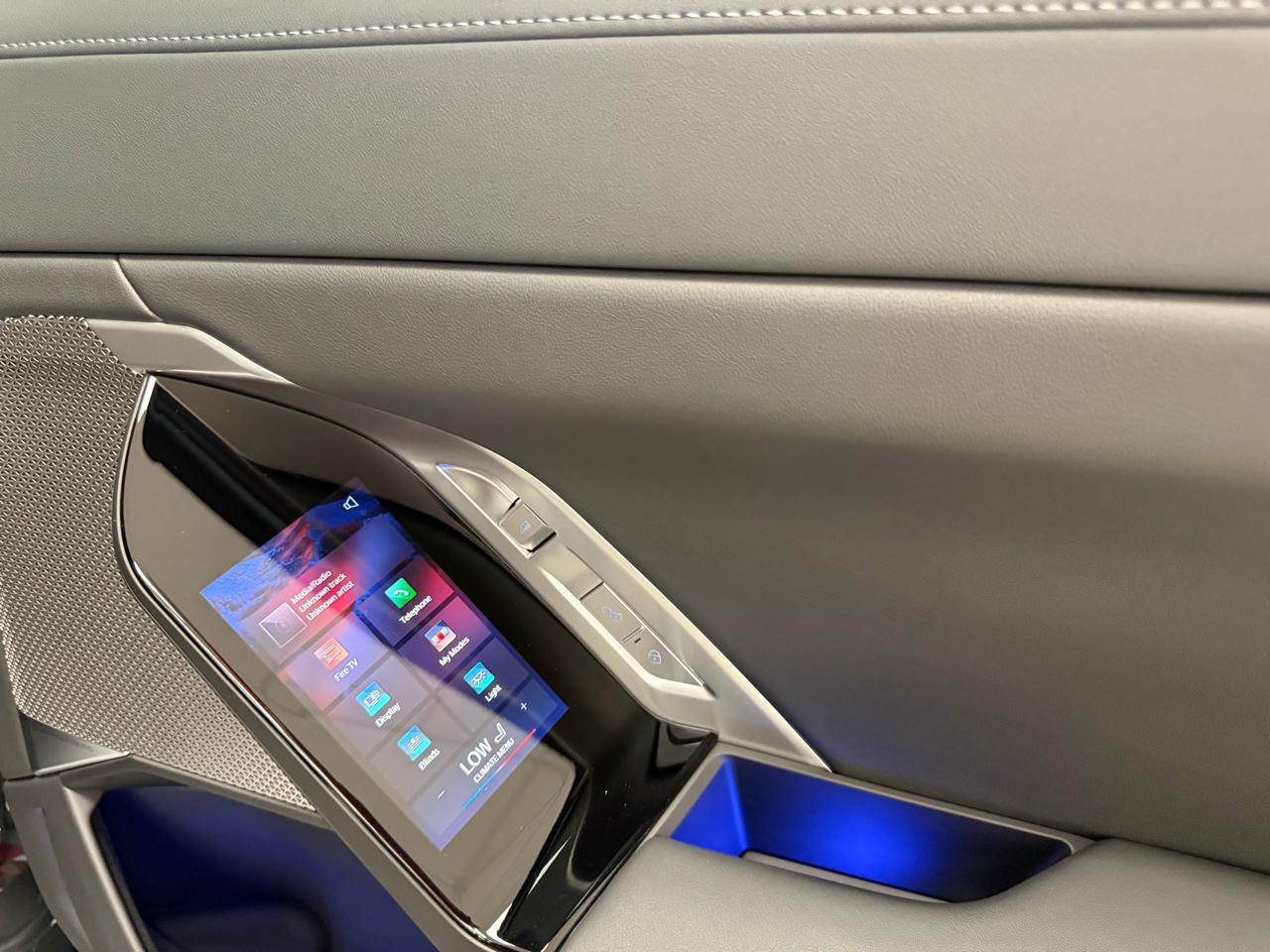 BMW 7-Series 760i xDrive 2023