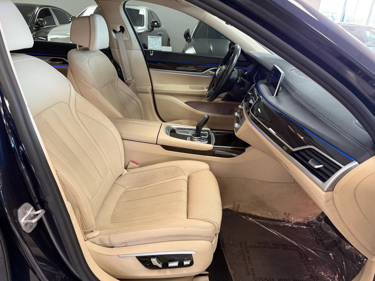 BMW 7-Series 740i 2016