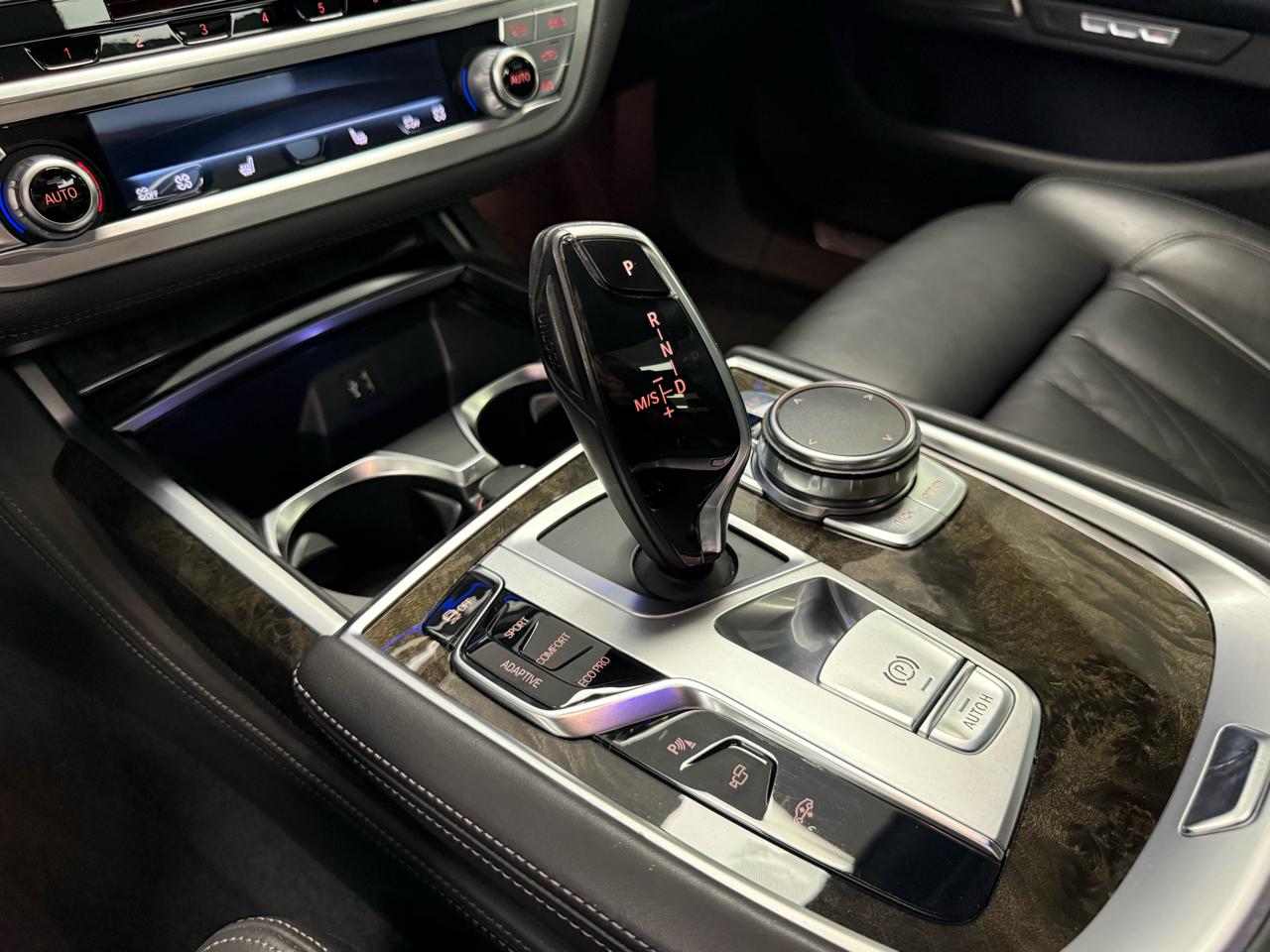 BMW 7-Series 750i 2018