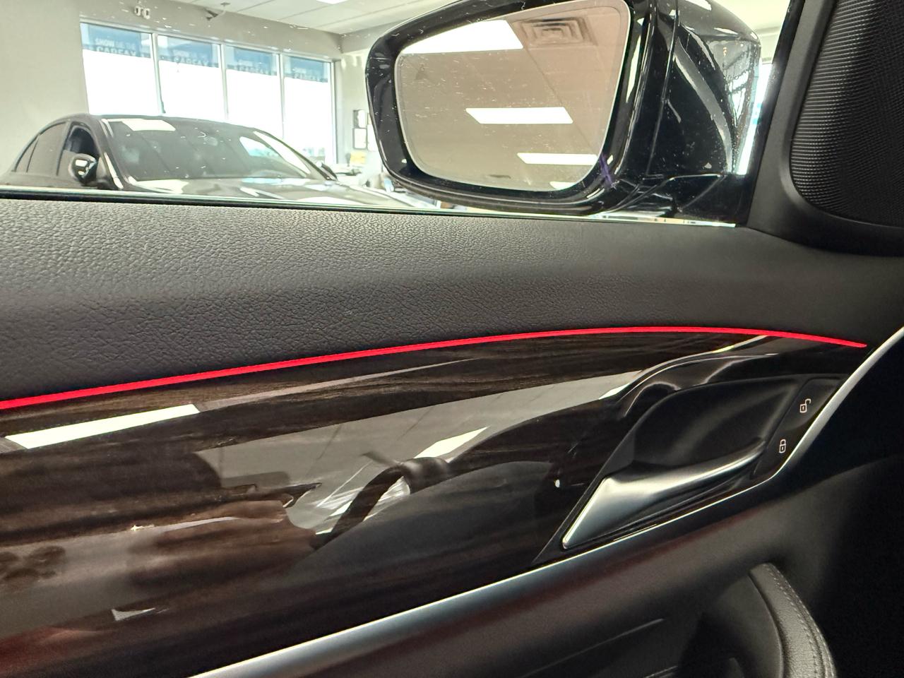 BMW 5-Series 530i 2021