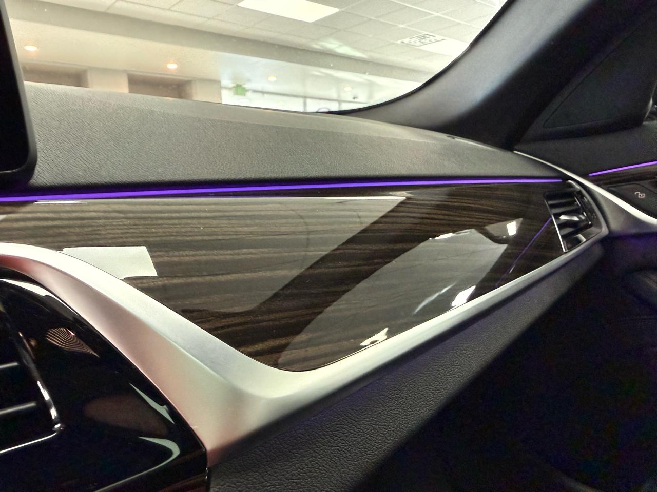 BMW 5-Series 530i 2021